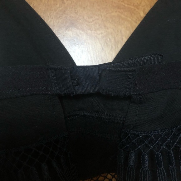 NWT BRALETTE NEVER WORN - Picture 6 of 6